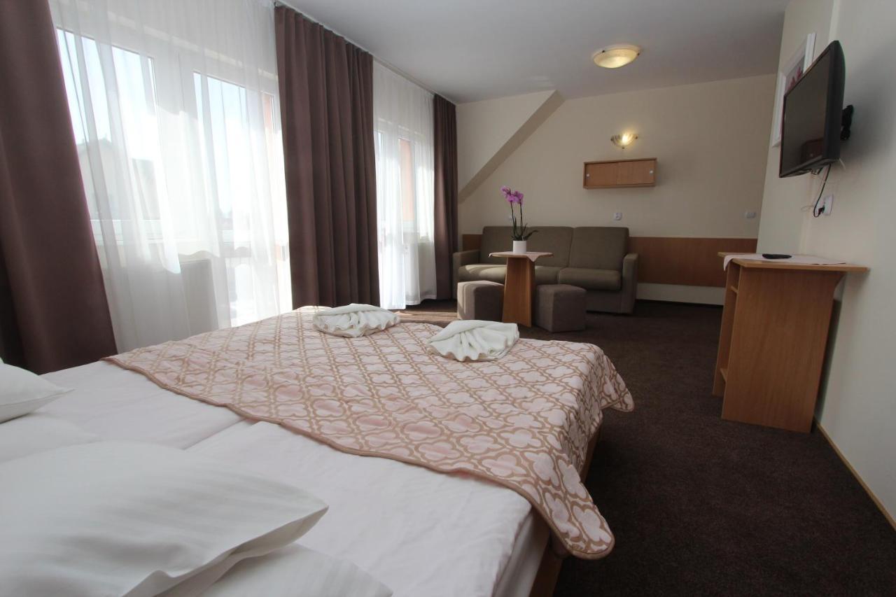 Hotel Sunset Przymorze Rewal Exterior foto