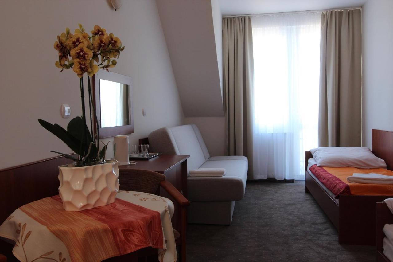 Hotel Sunset Przymorze Rewal Exterior foto