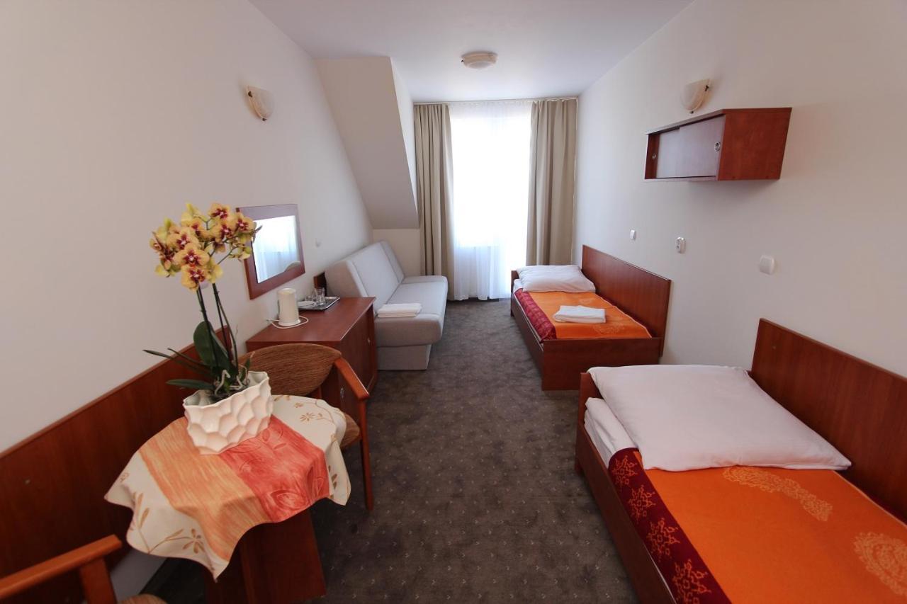Hotel Sunset Przymorze Rewal Exterior foto